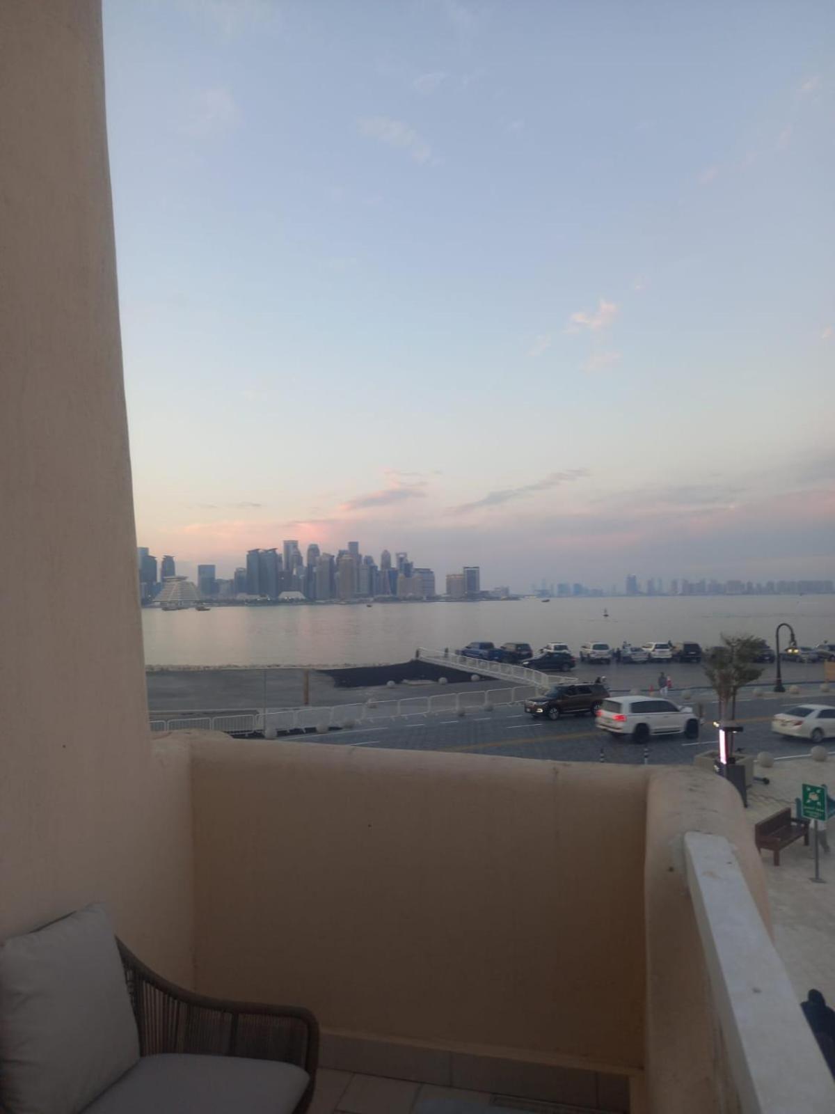 Mina Hotel And Residences By The Torch Ad Dawhah Esterno foto View of Manama skyline from a residential area in Saar