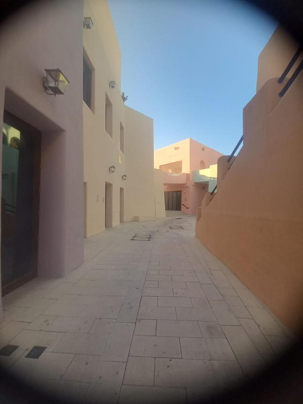 Mina Hotel And Residences By The Torch Ad Dawhah Esterno foto A street in Al-Qatif