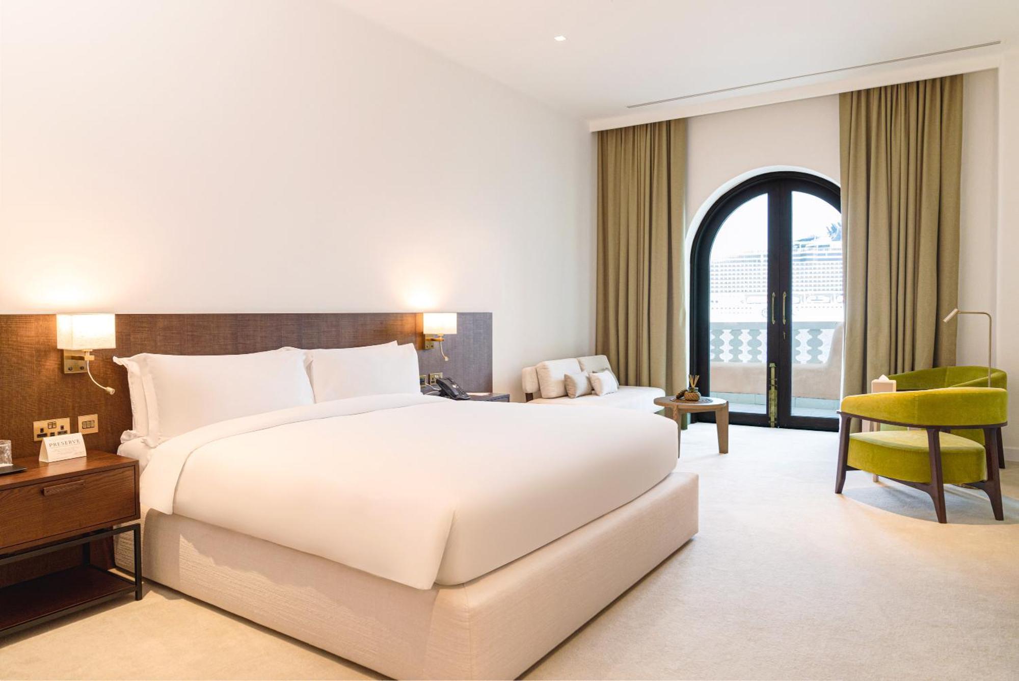 Mina Hotel And Residences By The Torch Ad Dawhah Esterno foto Deluxe Room
