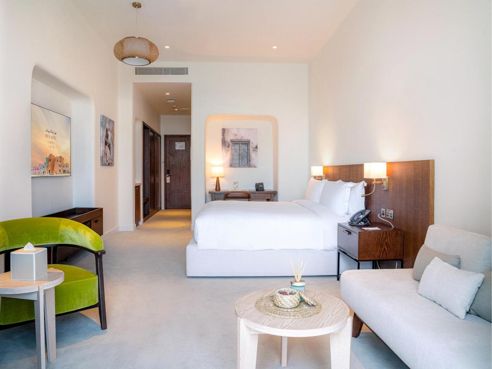 Mina Hotel And Residences By The Torch Ad Dawhah Esterno foto A guest room at the hotel